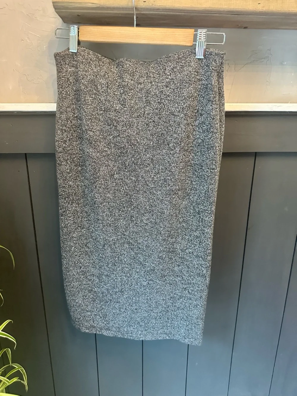 Old‎ Navy Heathered Gray Knit Midi Pull On Skirt size S
